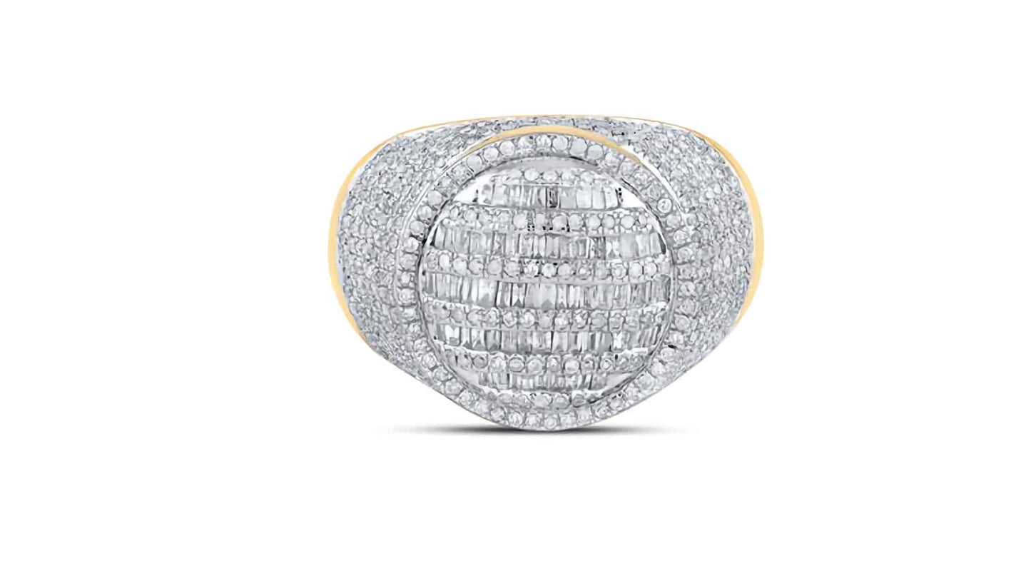 10K Circle Diamond Ring