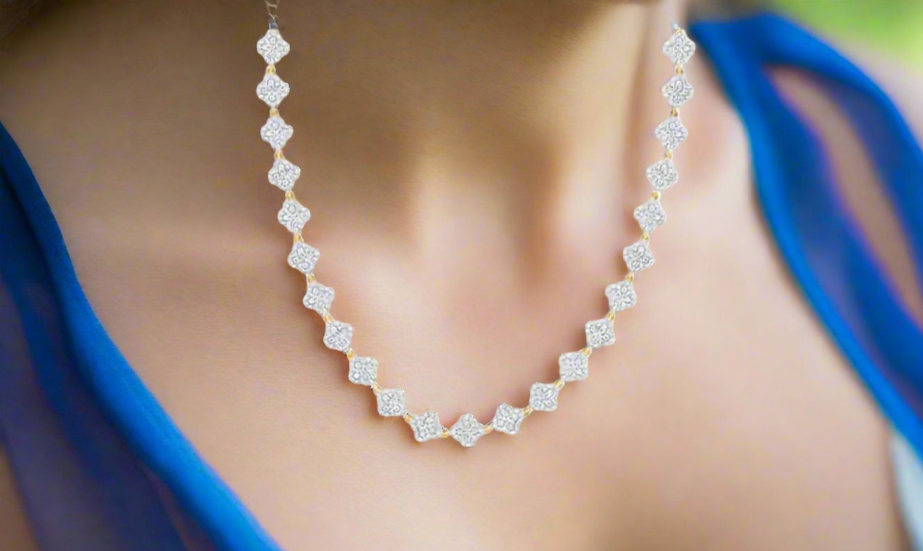 10K Diamond Clover Necklace