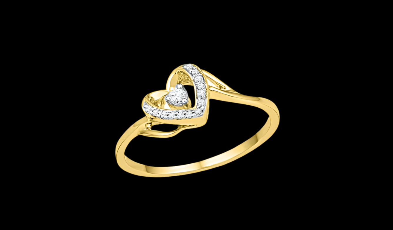 10k yellow gold promise ring with 1/12 Cttw diamond, Size 7