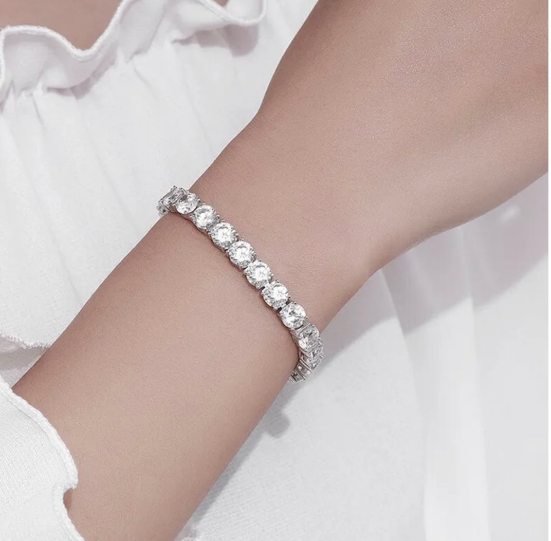 Sterling Silver Moissanite Tennis Bracelet
