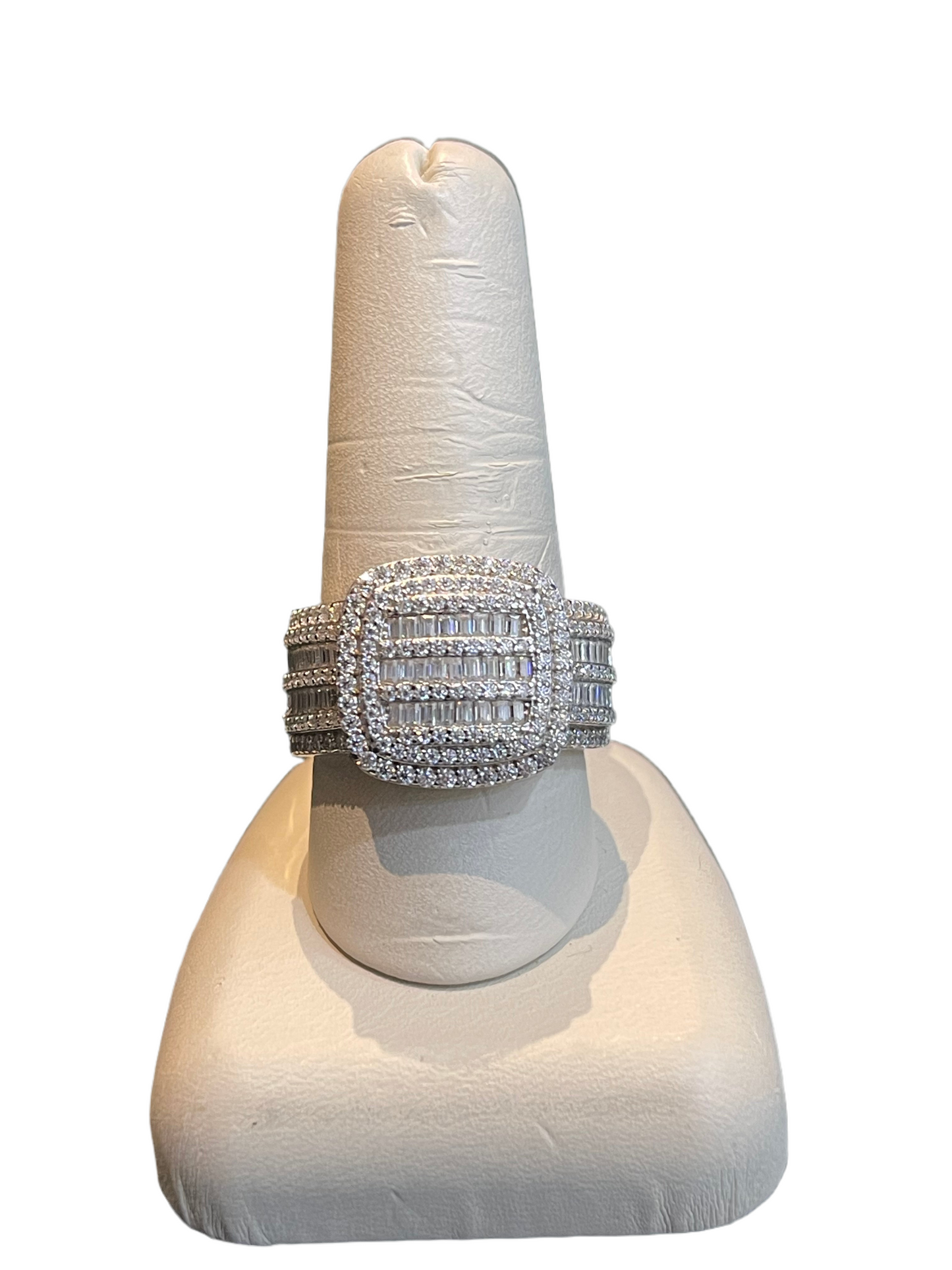 Sterling Silver Moissanite Baguette Rounds Fashion Ring