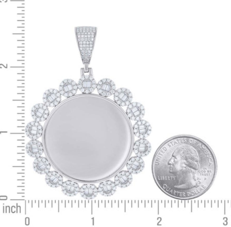 925 Sterling Silver Picture Moissanite Baguettes Pendant