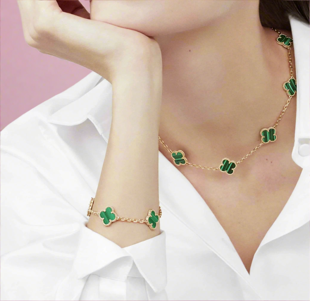 10k Yellow Gold Green Clover 12mm Necklace