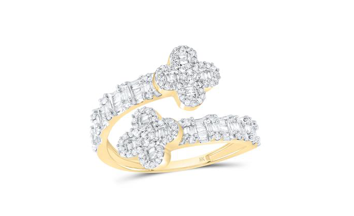 10K Van Clover Diamond Ring