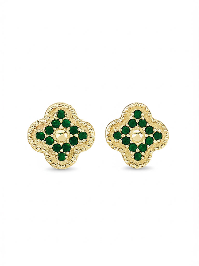 Close-Up of Clover Stud Earrings in 14K Yellow Gold