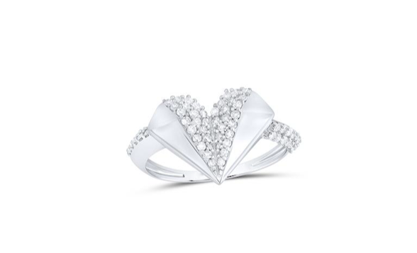 10k Gold Gift Heart 3/8 Cttw Diamond Ring