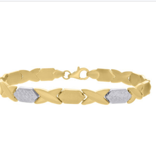 Front view of the 10K Yellow Gold Women's XOXO Stampato Bracelet showcasing its elegant design.