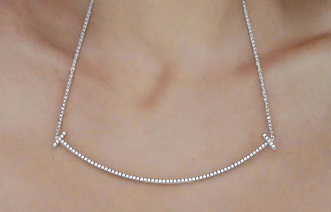 10K Curved Bar Necklace