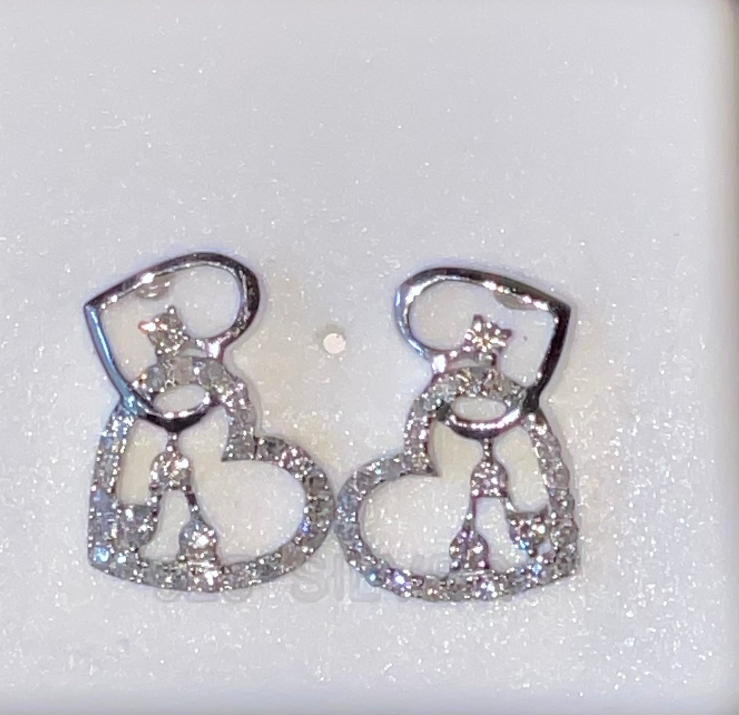 10K Diamond Heart Earrings