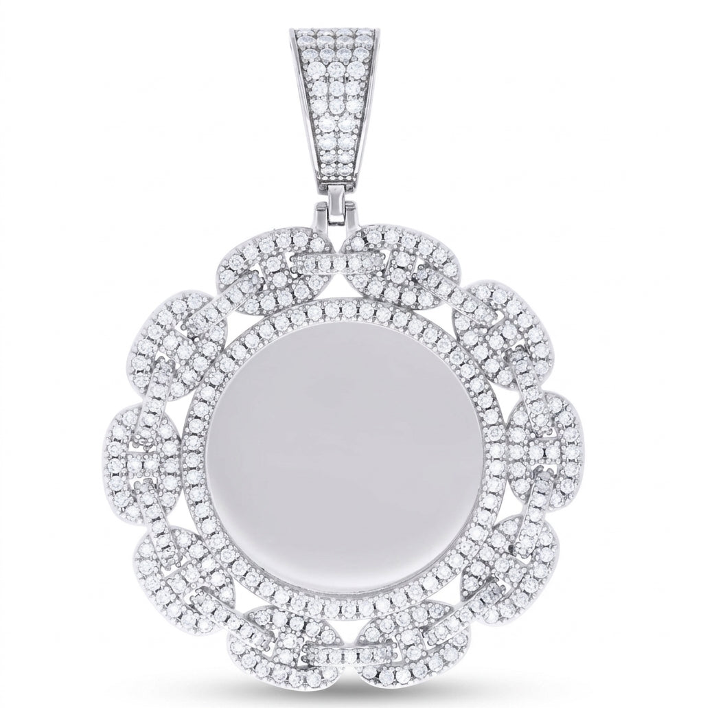 925 sterling silver pendant featuring brilliant round moissanite stones