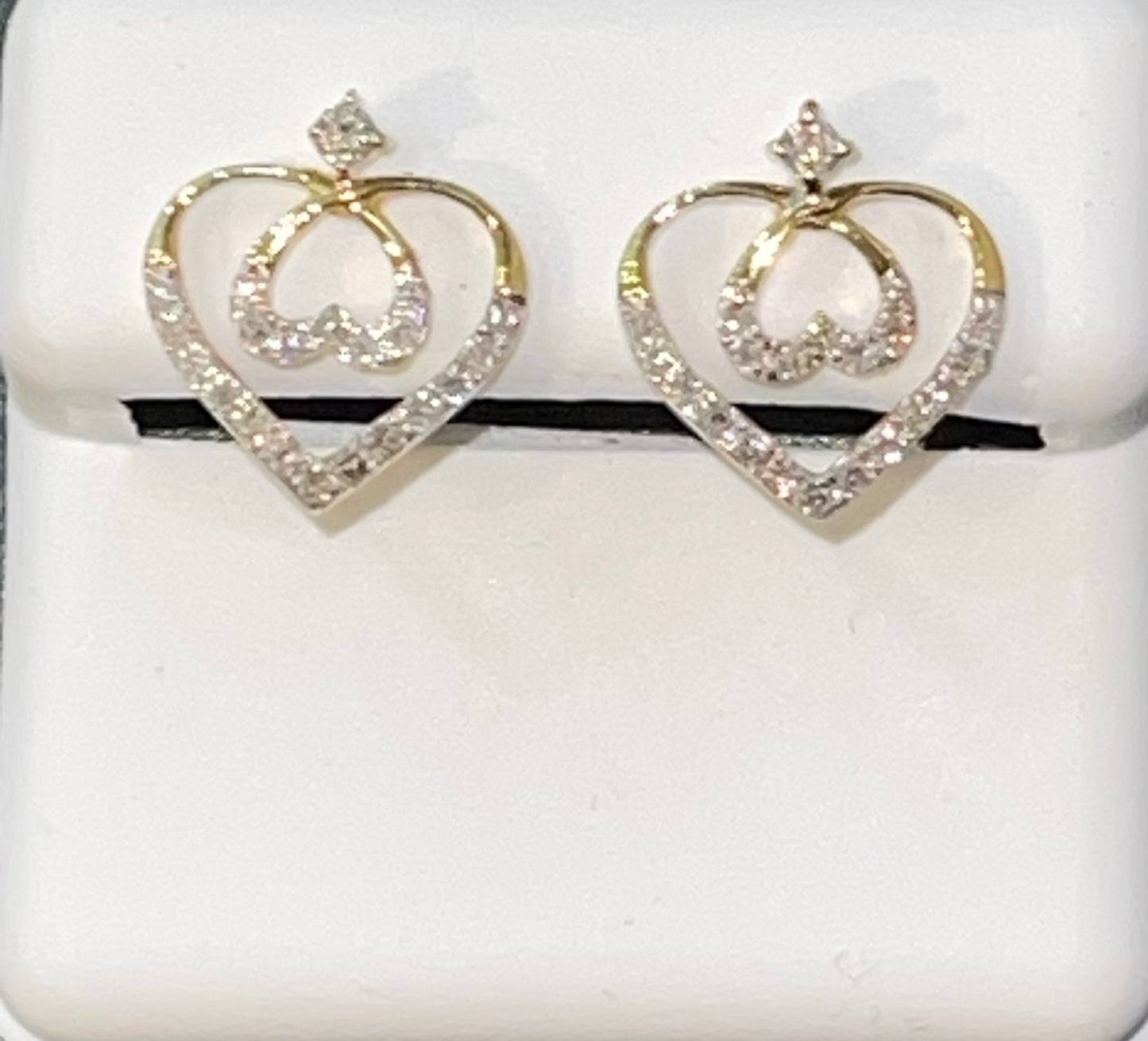 10K Yellow Gold Diamond Heart Earrings