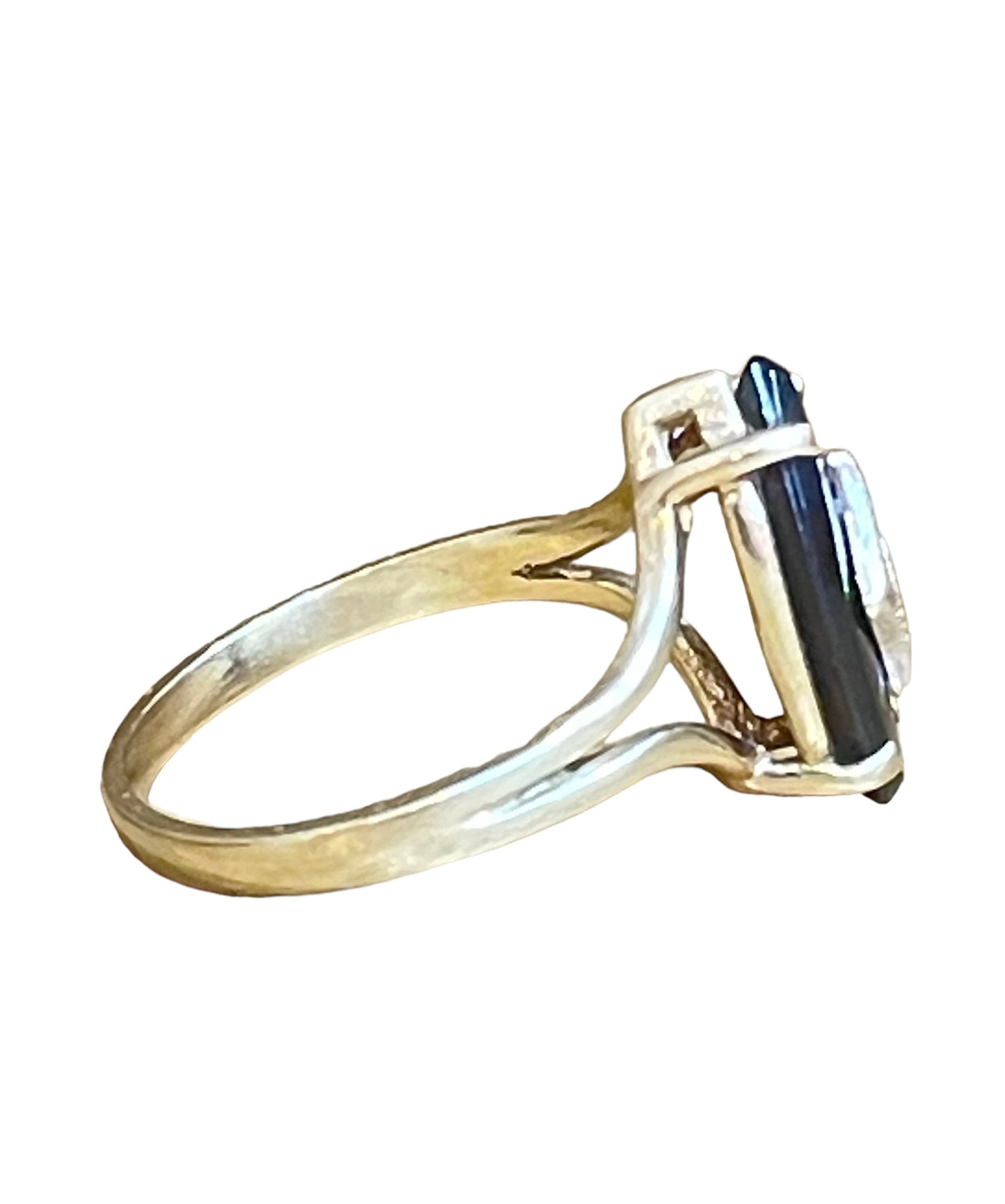 10K Vintage Black Onyx Split Shank Ring
