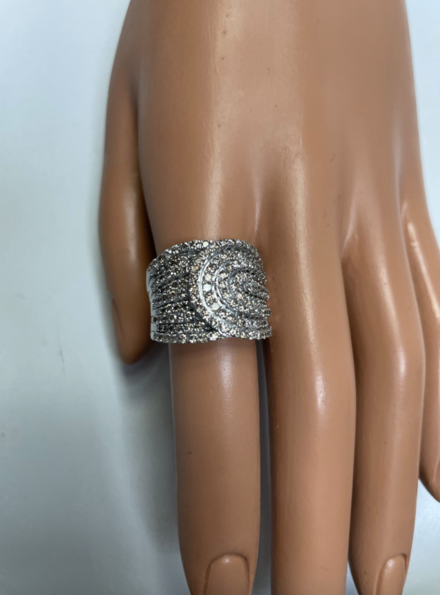 10K Diamond Ladies Cocktail Ring