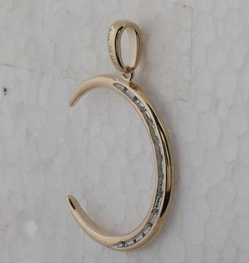 14K Crescent Moon Pendant