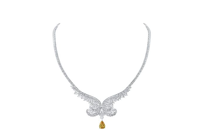 18k White Gold 13 & 5/8 Cttw Diamond Yellow 3 & 1/5 Cttw Sapphire Necklace