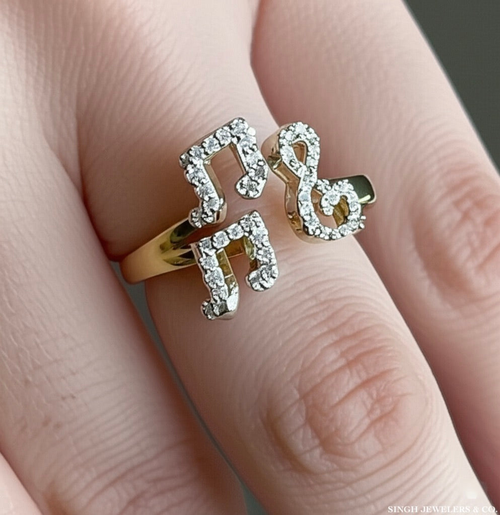 Diamond-studded music note ring – perfect gift for musicians or music lovers