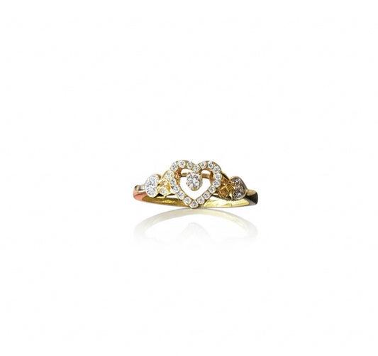 Romantic heart diamond ring, perfect for anniversaries or promises