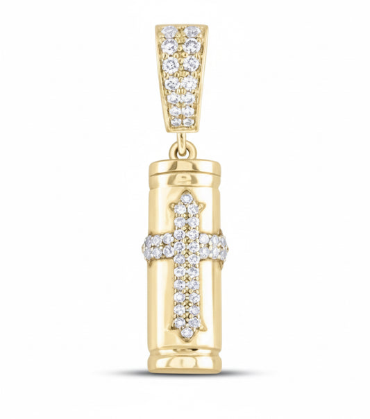 Close-up of diamonds on 10k gold men’s charm pendant