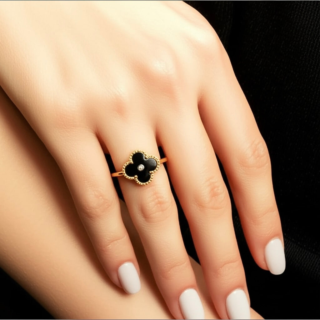10k Yellow Gold 1/12 Cttw Diamond Black Clover Ring